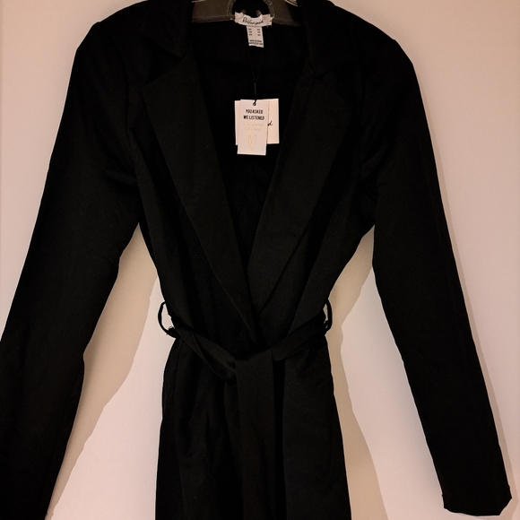 NWT Black Revamped blazer - Picture 2 of 2